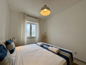 1 quarto, roupa de cama