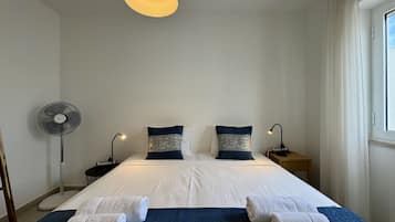 1 habitación y ropa de cama