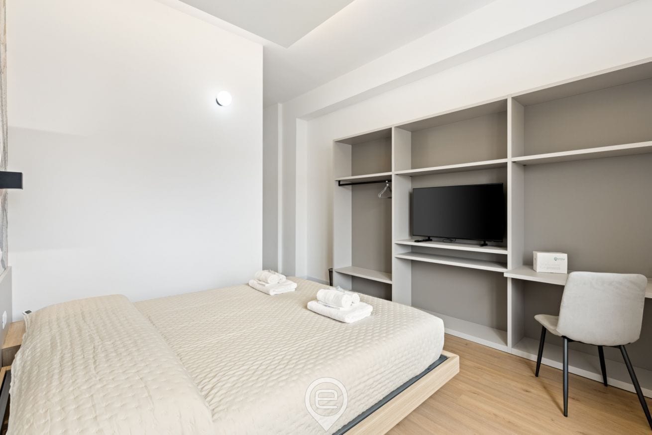 1 bedroom, iron/ironing board