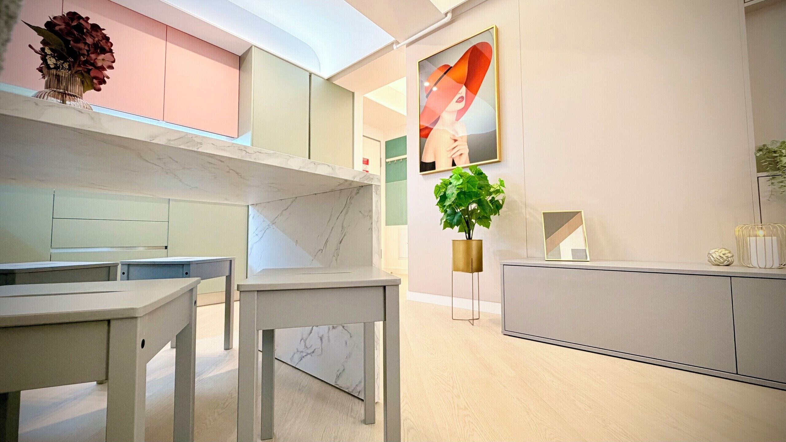 Luxury Apartment, 1 Bedroom, Non Smoking, City View | Private kitchen | Full-size fridge, microwave, oven, stovetop
