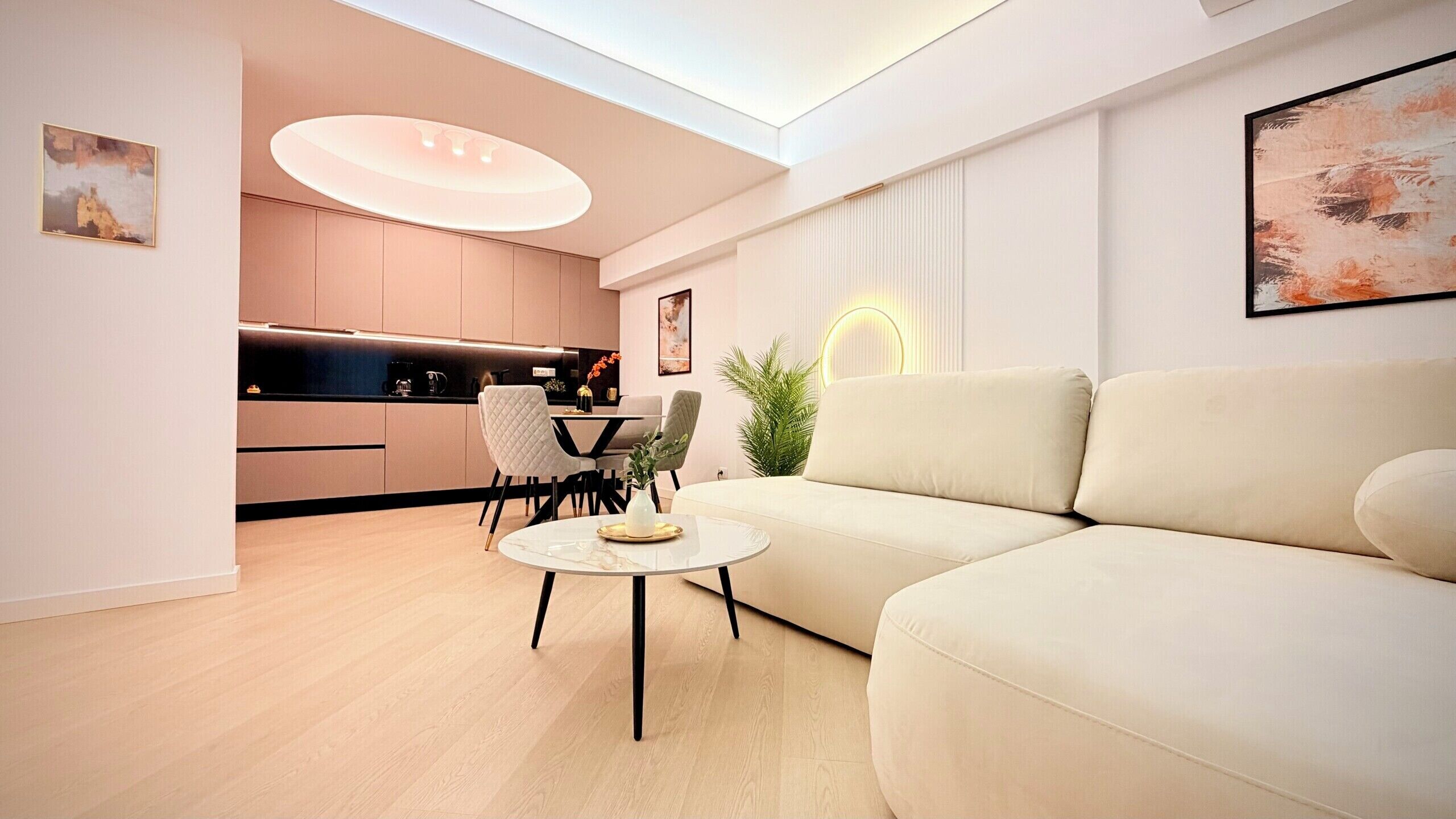 Luxury Apartment, 2 Bedrooms, Non Smoking, City View | Blackout drapes, iron/ironing board, free WiFi