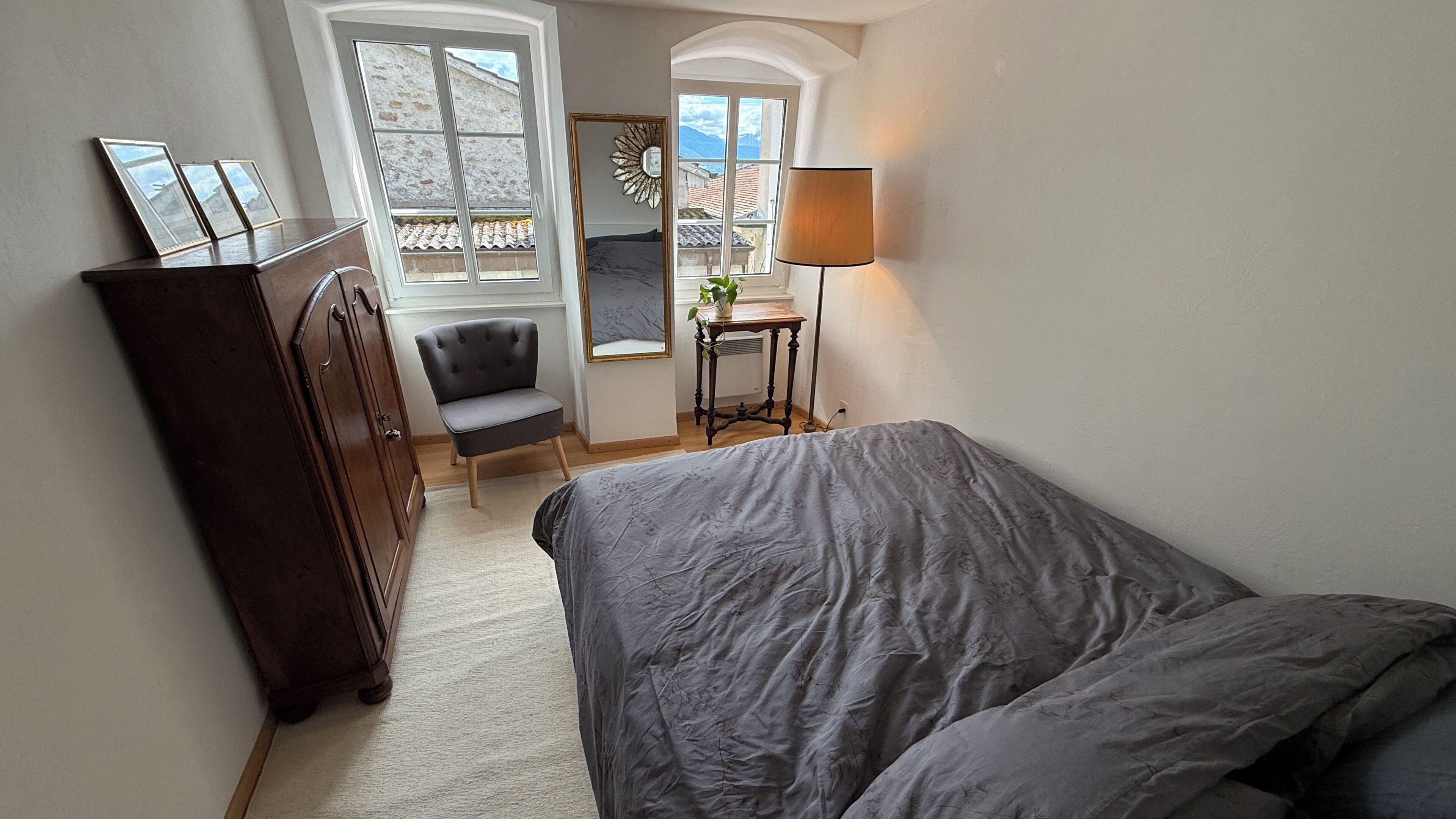 1 chambre, fer et planche à repasser, Wi-Fi, draps fournis