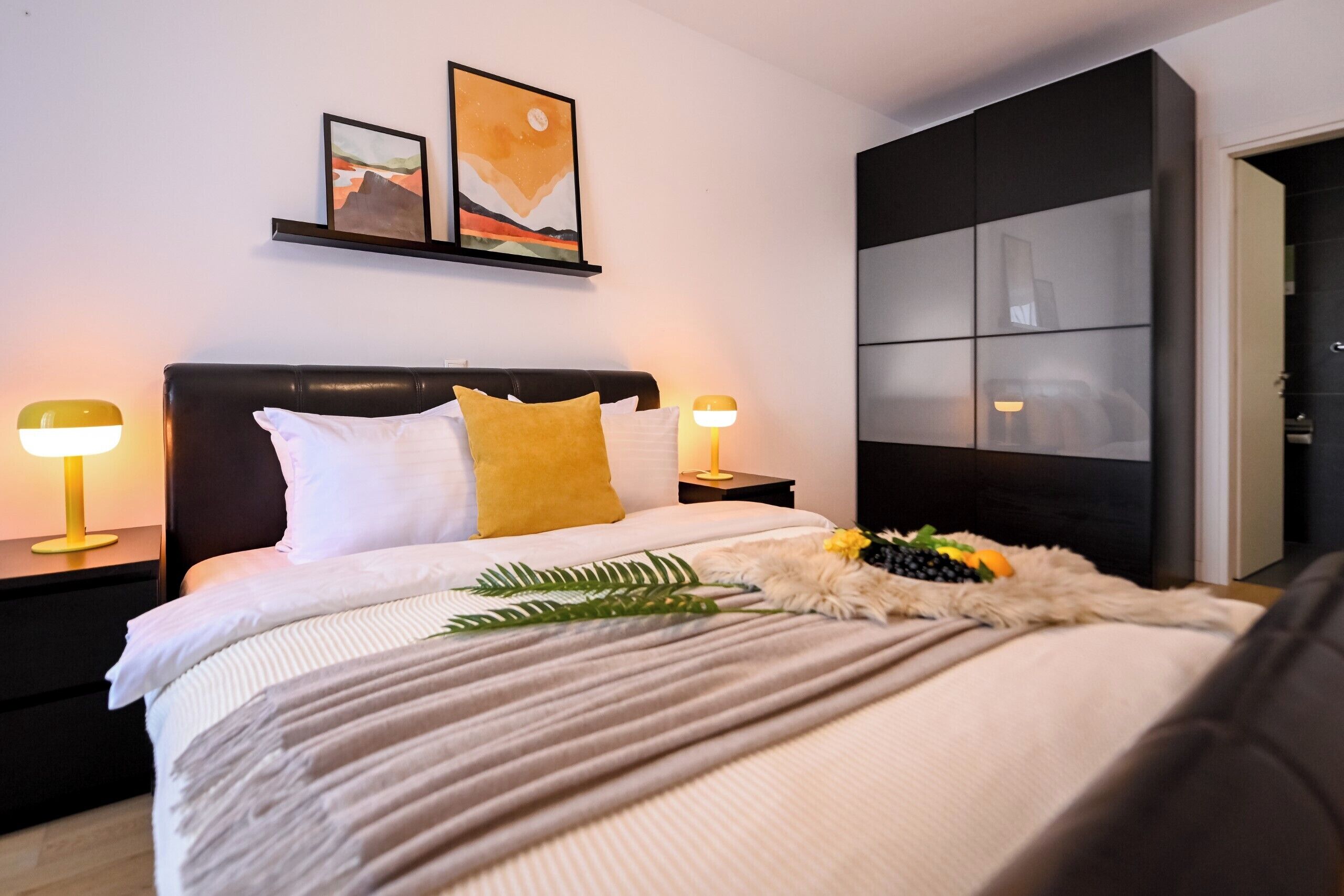 Comfort Apartment, 1 Double Bed, Non Smoking | Blackout drapes, iron/ironing board, free WiFi