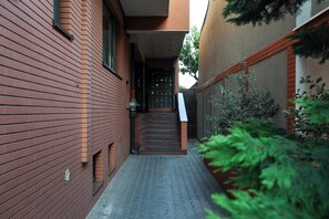 Exterior - Comfortable Apartments in Baneasa (București)