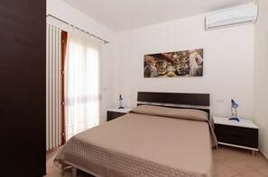 1 bedroom, iron/ironing board, bed sheets - Sa Pintadera by Wonderful Italy (Olbia)