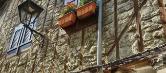 Charming rural house in the heart of the village. Hairy companions welcome