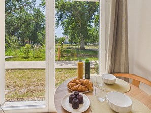Dining - Le Quad - studio for 3 - shared pool (Biscarrosse)