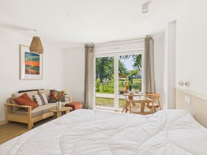 Room - Le Quad - studio for 3 - shared pool (Biscarrosse)