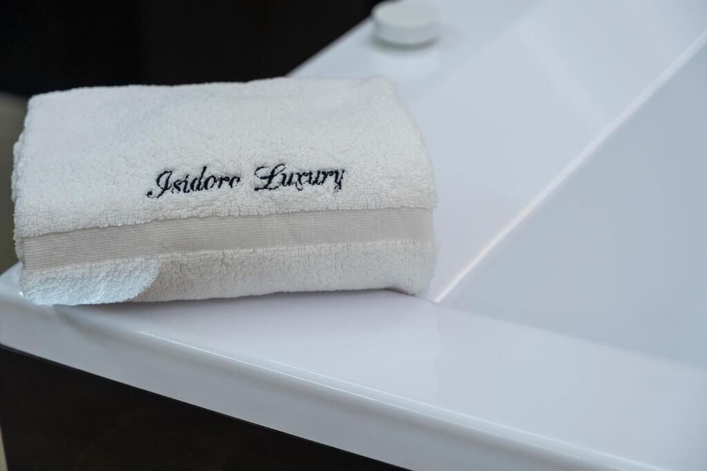 Habitación Deluxe doble | Servicios del cuarto de baño