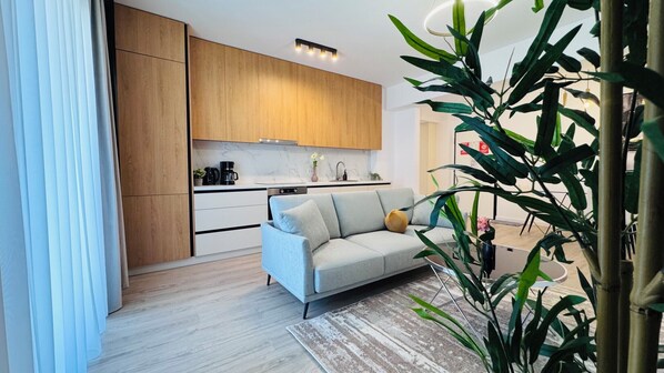 Deluxe Apartment, 2 Bedrooms, Non Smoking | Interior