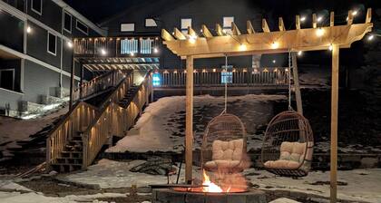 Sunrise on Sawmill - Kayaks, Paddleboat, Firepit, Arcade!