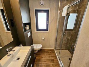 Exclusive Villa, 3 Bedrooms, Patio, Pool View | Bathroom