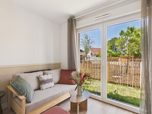 TV - Le Mid-Length - studio for 3 - shared pool (Biscarrosse)