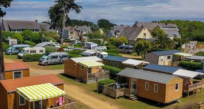 Mobile home for 5 guests, pets welcome