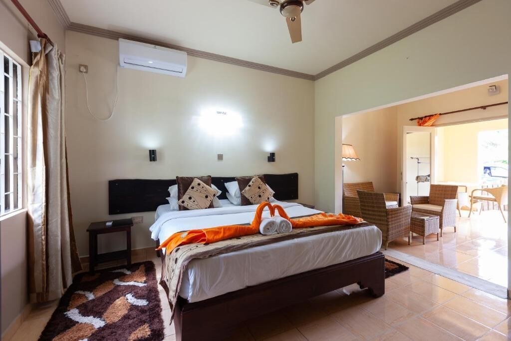  Superior Room | In-room safe, iron/ironing board, free WiFi, bed sheets