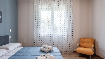 WiFi, bed sheets