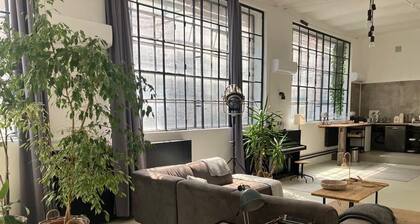 Stylish Exclusive Loft in Buda – Champions League ready!
