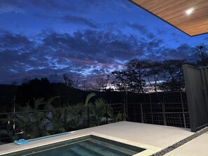 Outdoor spa tub - Tranquil 3-Bedroom home with Pool, Jacuzzi  and BBQ in beautiful Playa Grande (North of the restaurant La Forja)