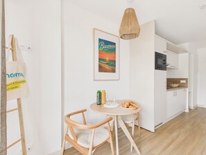 Dining - La Houle - studio for 3 people - shared pool (Biscarrosse)