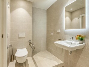 Bathroom - Modern studio near marina - guests (Estepona)
