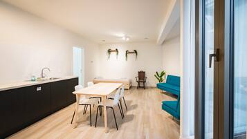 Apartment | Dining
