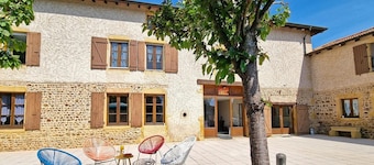 Peaceful house, pets allowed - 15 guests