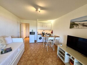 Interior - Apartment sea view - 4 guests (Six-Fours-les-Plages)