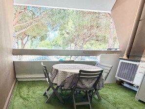 Outdoor dining - Studio with AC in city center - 4 guests (La Grande-Motte)