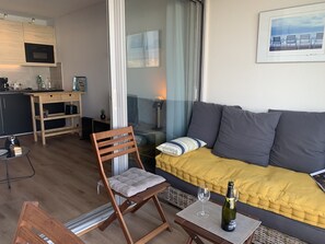 TV - Air-Conditioned Studio 2/3 ppl with Parking in Gruissan (Gruissan)
