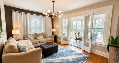 Stylish 3BR Home in Syracuse Near SU, Downtown & Destiny USA