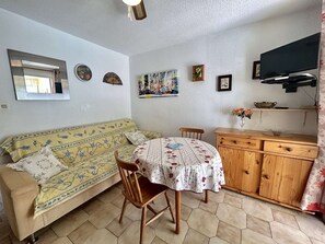 TV - Spacious apartment with terrace, parking - 4 guests (Cap d'Agde)