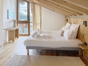 5 bedrooms - Luxurious triplex, mountain view - 12 guests (Montvalezan-La Rosière)