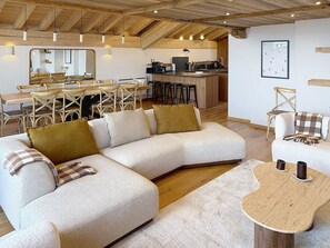 Living area - Luxurious triplex, mountain view - 12 guests (Montvalezan-La Rosière)