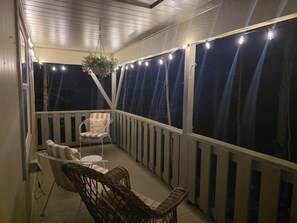 Terrace/patio - Haf Am Byth House "Forever Summer
A cozy river house to escape it all! (Hernando)