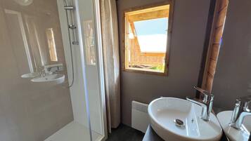 Panoramic Bungalow | Bathroom