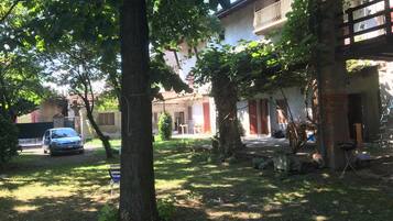 Esterni