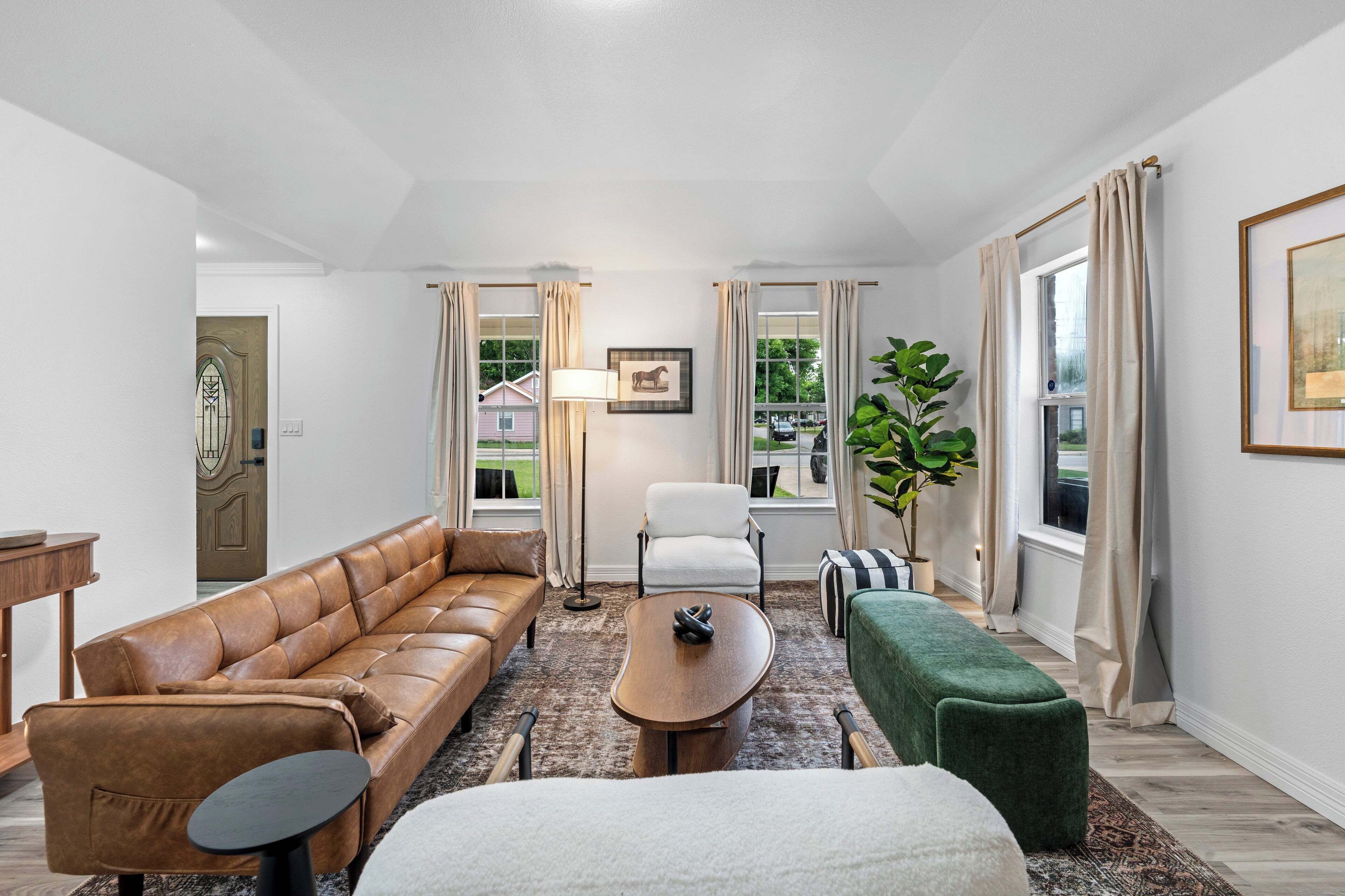 TV, fireplace, offices