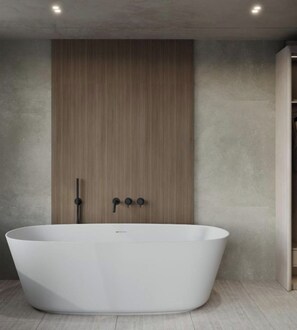 Habitación doble Deluxe | Baño | Amenidades de baño gratuitas, secadora de cabello, toallas 