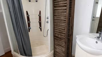 Towels, soap, toilet paper