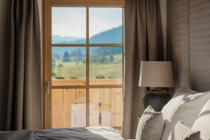 Iron/ironing board, free WiFi, bed sheets - Luxury Apartment for Two, with Sauna at Lake Wolfgang (Strobl)