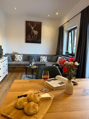 Living area - Vacation apartment Berber in Kaprun, garden and ski vacation (Kaprun)
