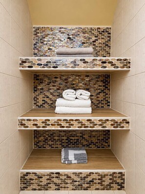 Sauna - Sunny Retreat - Kefalos Stay with Patio & Parking (Kamari)