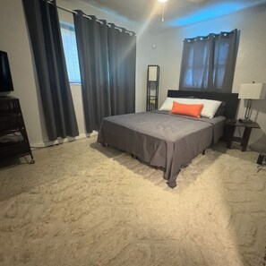 2 bedrooms, free WiFi - Modest 2 bedroom house in the heart of Melbourne (Melbourne)