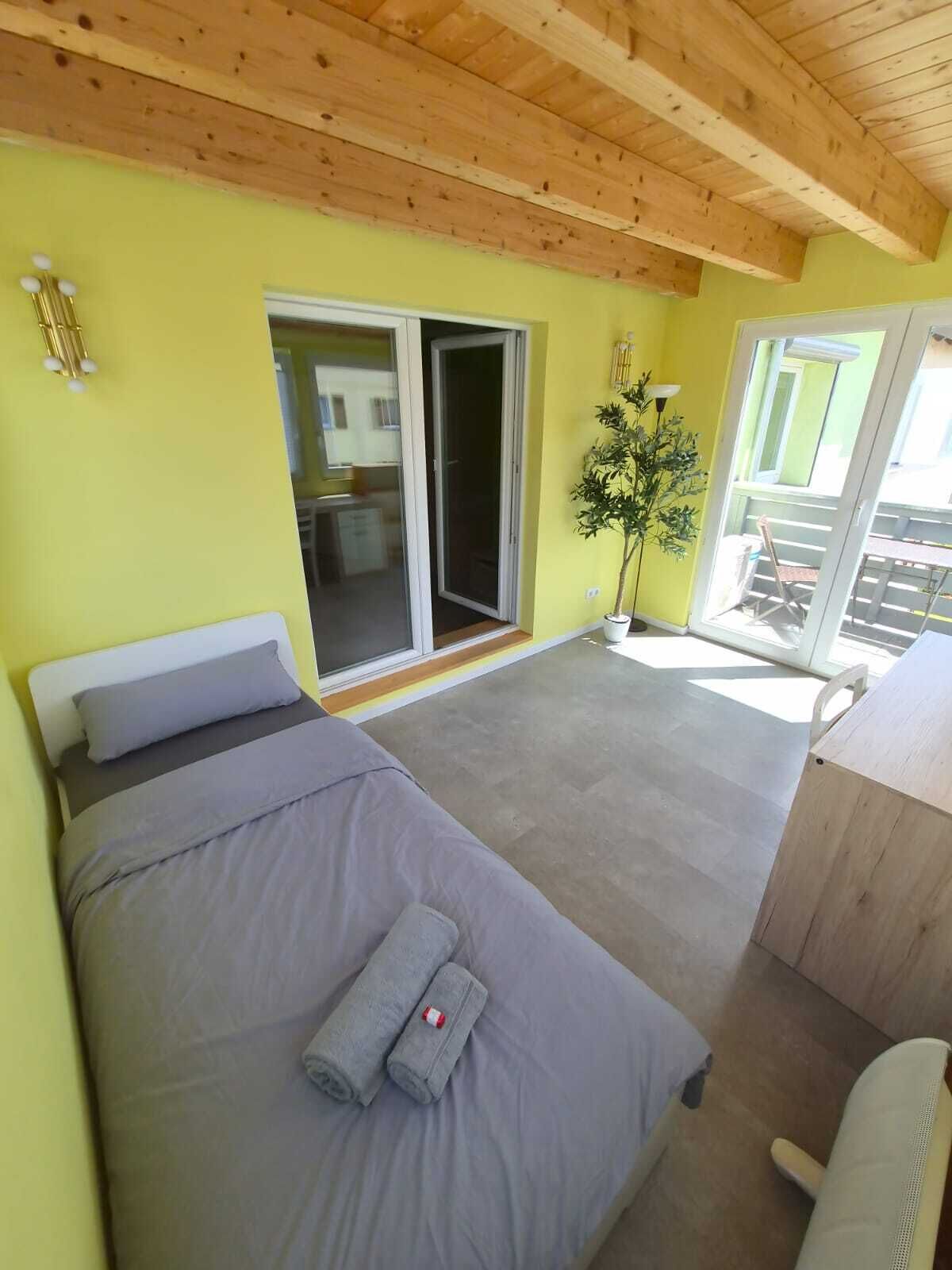 2 Schlafzimmer, Schreibtisch, Bügeleisen/Bügelbrett, kostenloses WLAN
