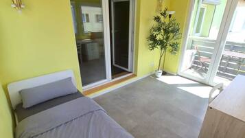 2 Schlafzimmer, Schreibtisch, Bügeleisen/Bügelbrett, kostenloses WLAN