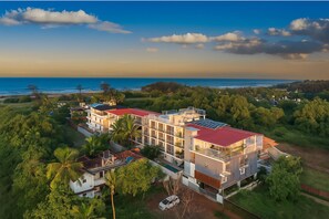 Exterior - WaveCrest Morjim By Joy Stays (Morjim)