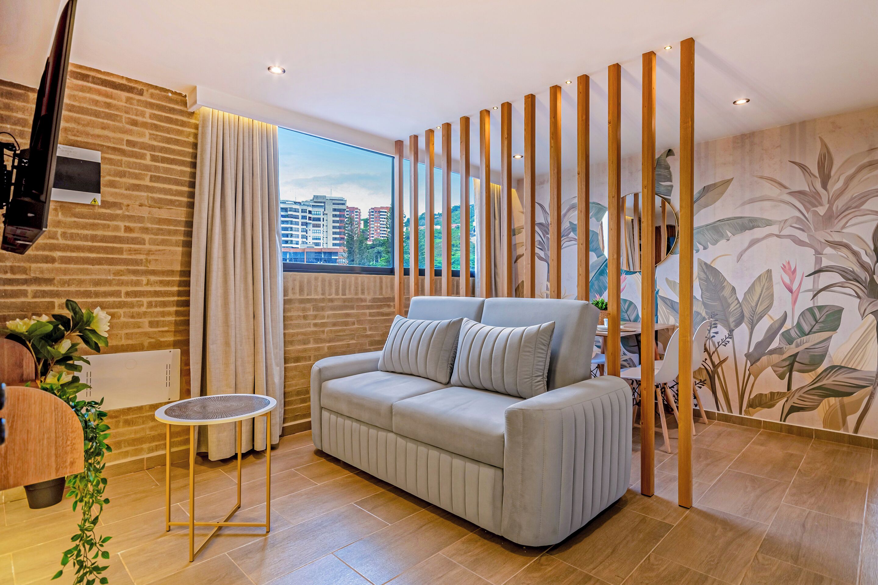 Luxury-Apartment, Balkon, Bergblick | Wohnbereich