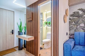 Apartamento superluxo, sacada, vista para a cidade | Banheiro