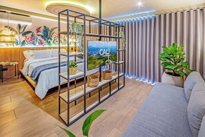 Junior Apartment, Balcony, Mountain View | Free WiFi - Edificio Habitare Cristales (Cali)