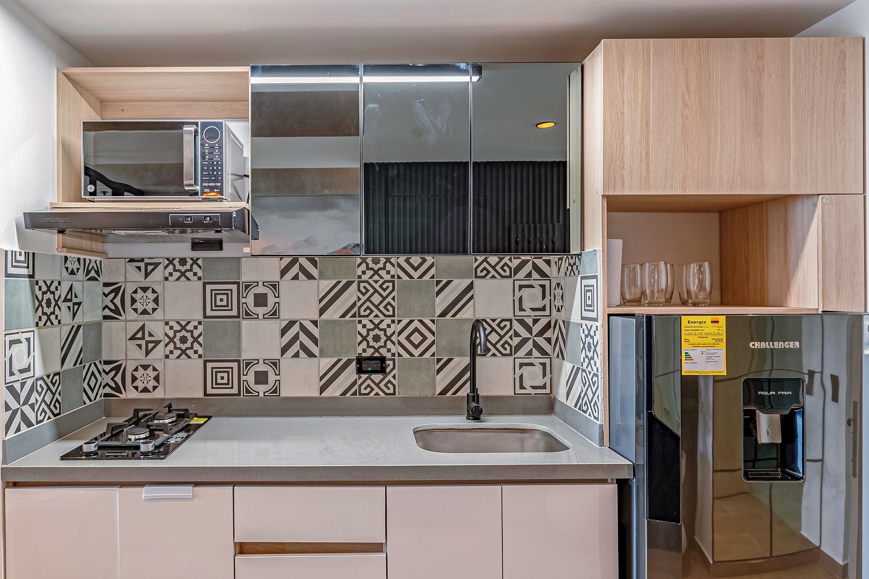 Appartamento Luxury, balcone, vista città | Cucina privata